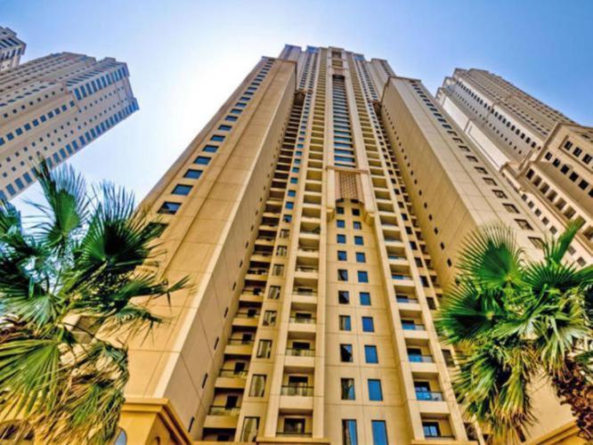 Dubai Eye Albergue Exterior foto